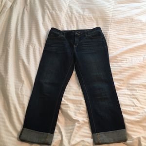 Denim cuffed Capri jeans